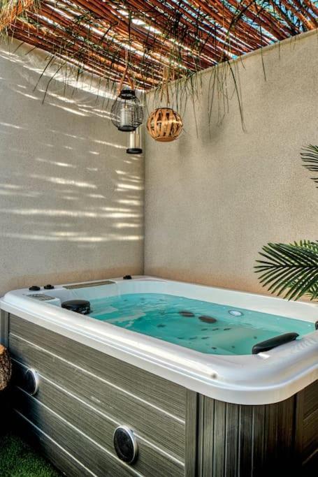 Suite Con Jacuzzi En La Montana. Catadau Ngoại thất bức ảnh
